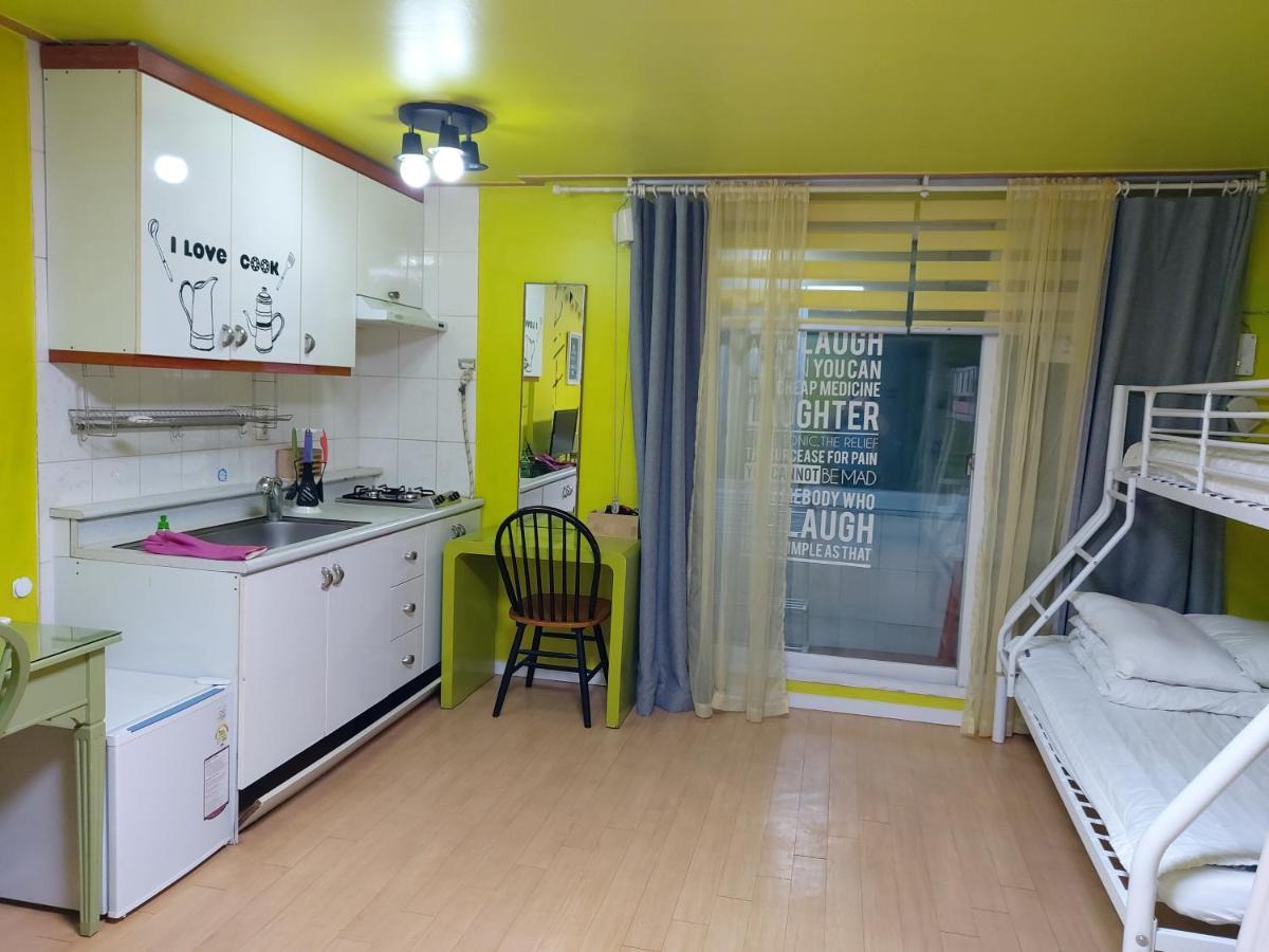 Han River Residence & Guesthouse Szöul Kültér fotó