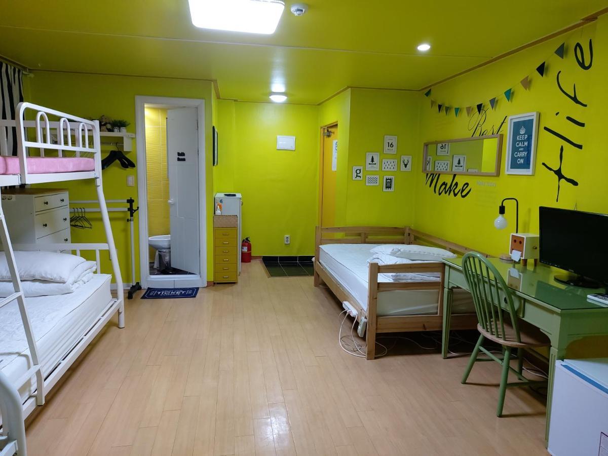 Han River Residence & Guesthouse Szöul Kültér fotó